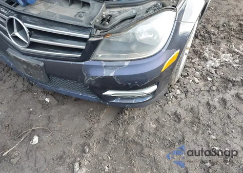 2014 Mercedes-Benz C-Class C 250 Sport из США, поврежденный, VIN WDDGF4HB2ER313568